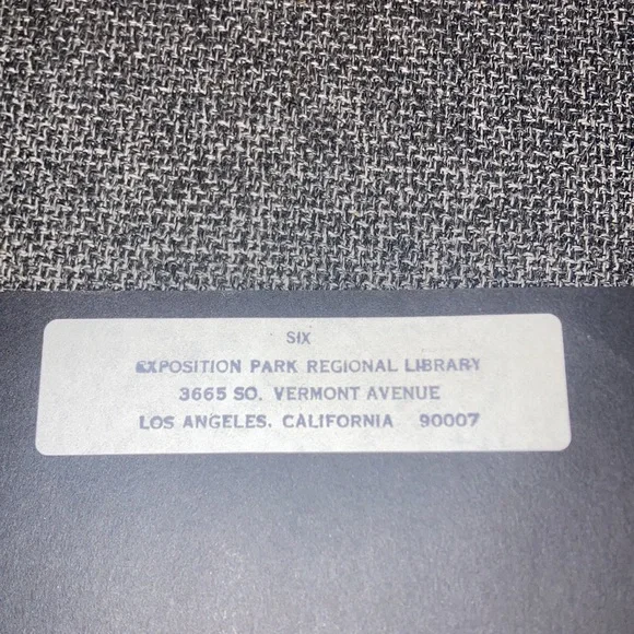 🏈🏆 Quarterblack: Shattering the NFL Myth | Hardback Book | Doug Williams ✊🏾🏈 - Picture 4 of 11